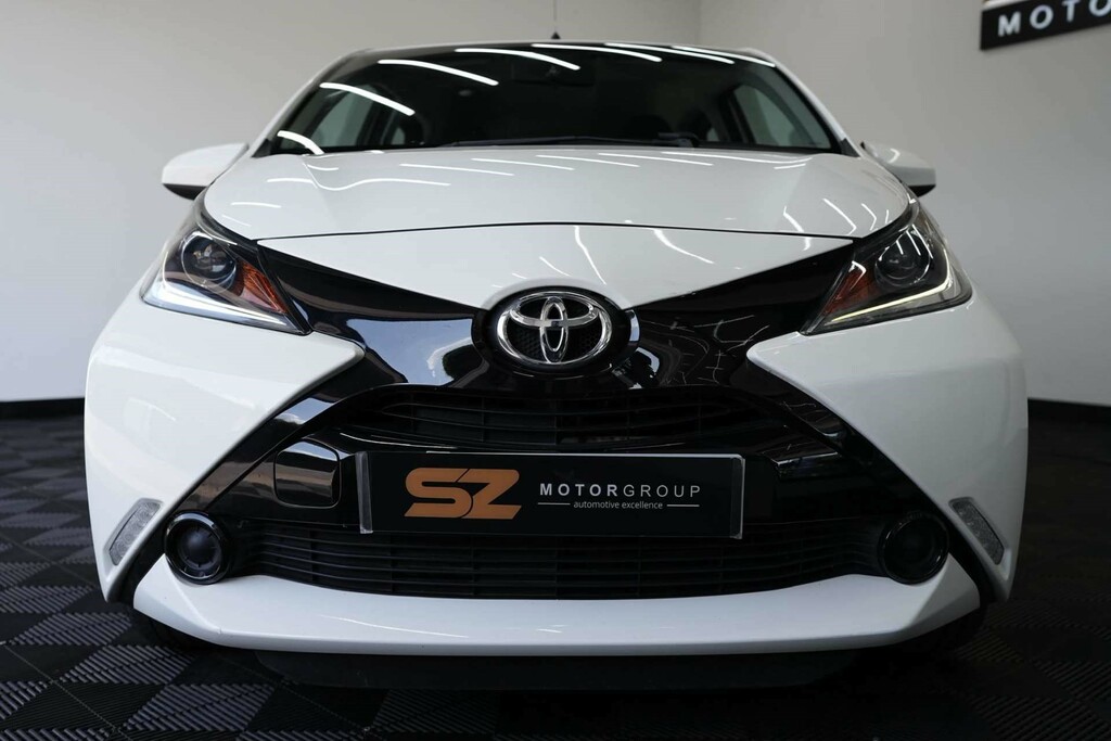 Toyota Aygo X X-cite 2 Blue #19