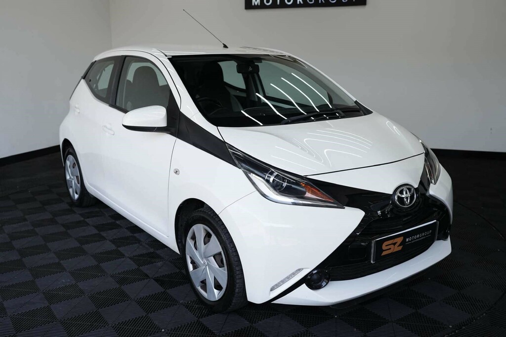 Toyota Aygo X X-cite 2 Blue #10