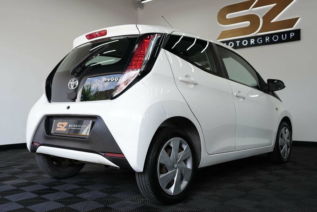 Toyota Aygo X X-cite 2 Blue #7