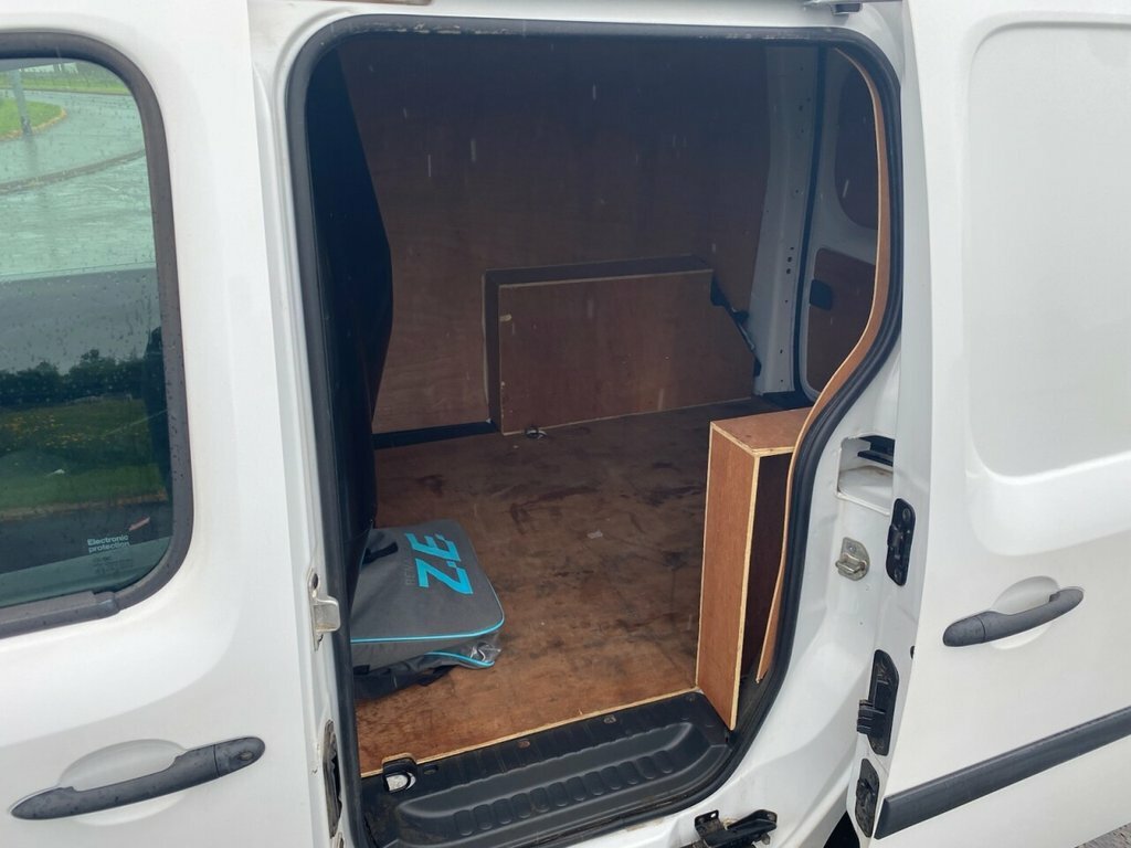 Renault Kangoo Kangoo Ml19 Energy Dci 95 Business Van Euro 6 White #9
