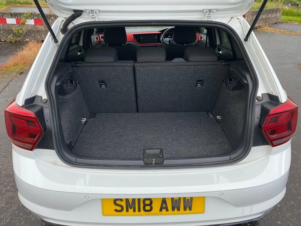 Volkswagen Polo Hatchback SM18AWW White #6