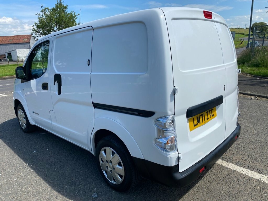 Nissan e-NV200 E-nv200 Evalia White #12