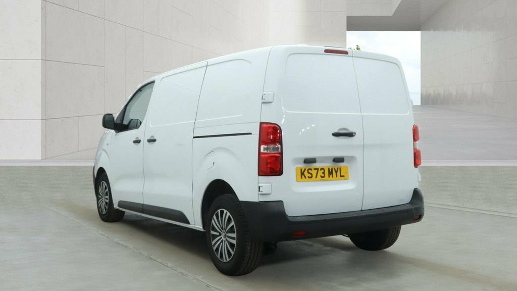 Citroen Dispatch 1.5L Enterprise Edition M 6Dr White