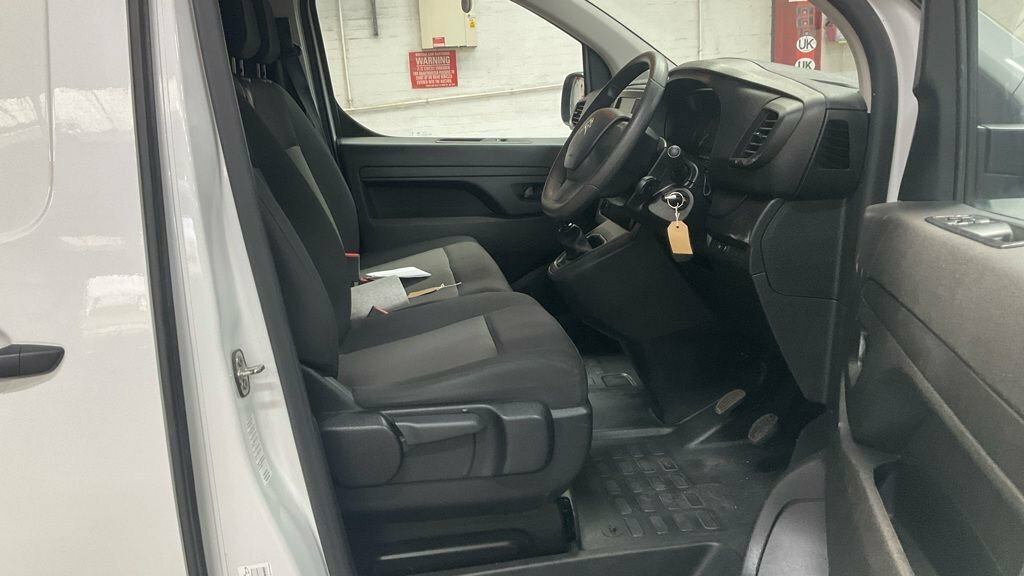 Citroen Dispatch 1.5L Enterprise Edition M 6Dr White #6