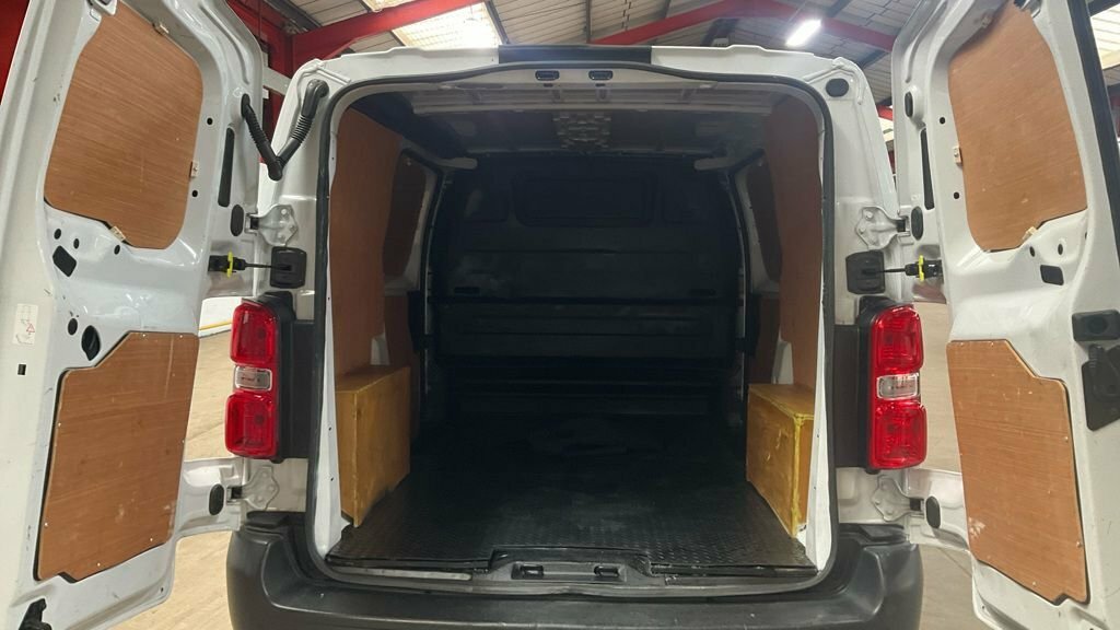 Citroen Dispatch 1.5L Enterprise Edition M 6Dr White #5