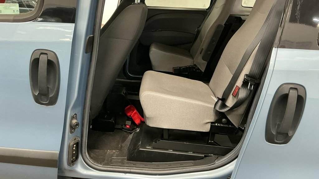 Fiat Doblo Mpv Blue #6