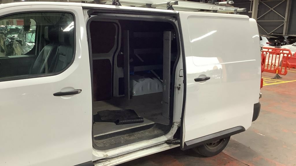 Citroen Dispatch 1.5L X Xl 6Dr White #5