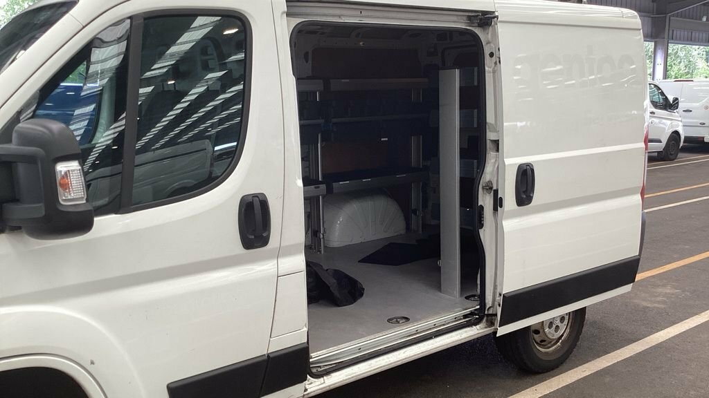 Citroen Relay 2.2L X White #5