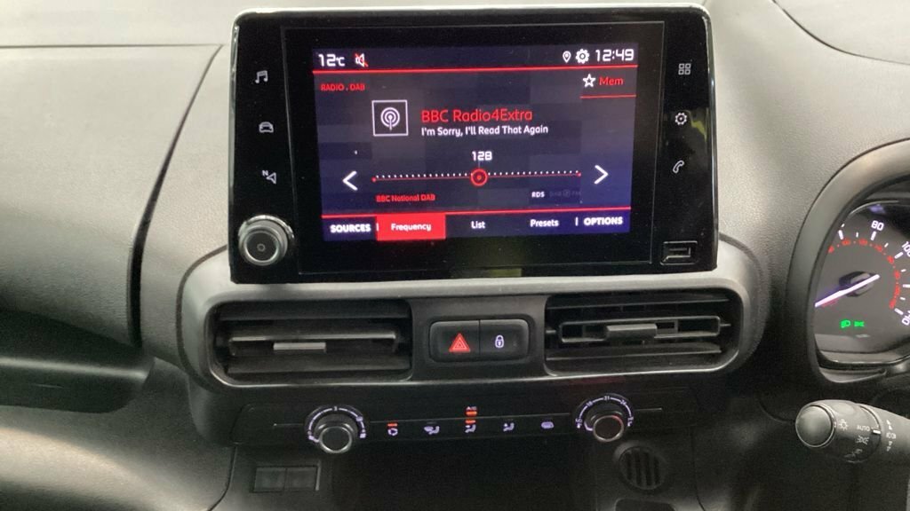 Citroen Berlingo 1.5 Bluehdi 100 Feel M 6 Speed Grey #10