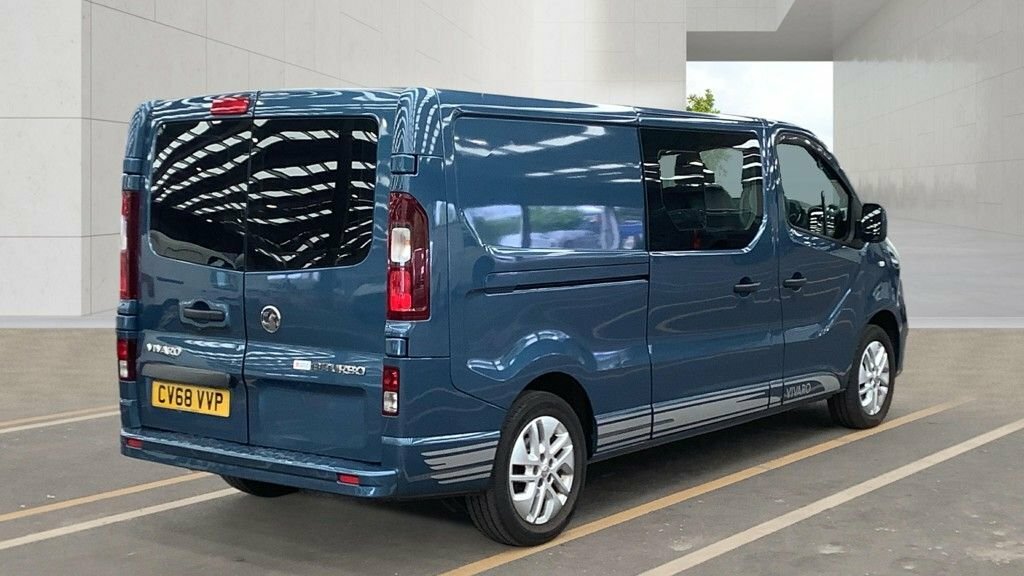 Vauxhall Vivaro 1.6L Limited Edition Nav Blue #4