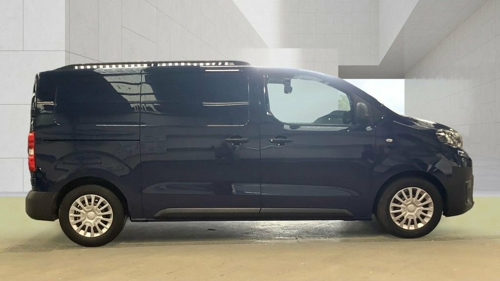 Toyota PROACE 1.6L Icon 6Dr Blue #4