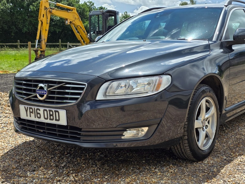 Volvo V70 2L Se Lux Silver #12