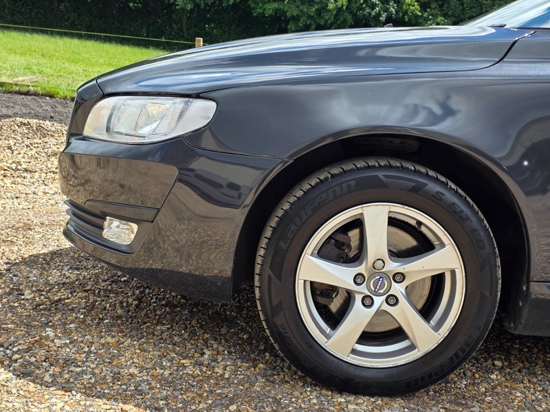 Volvo V70 2L Se Lux Silver #11