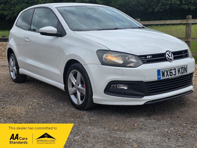 Volkswagen Polo R-line Style White