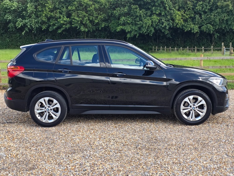 BMW X1 Xdrive18d Se GV16NBO Black #4