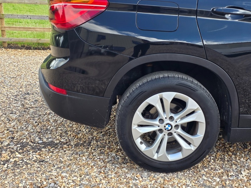 BMW X1 Xdrive18d Se GV16NBO Black #5