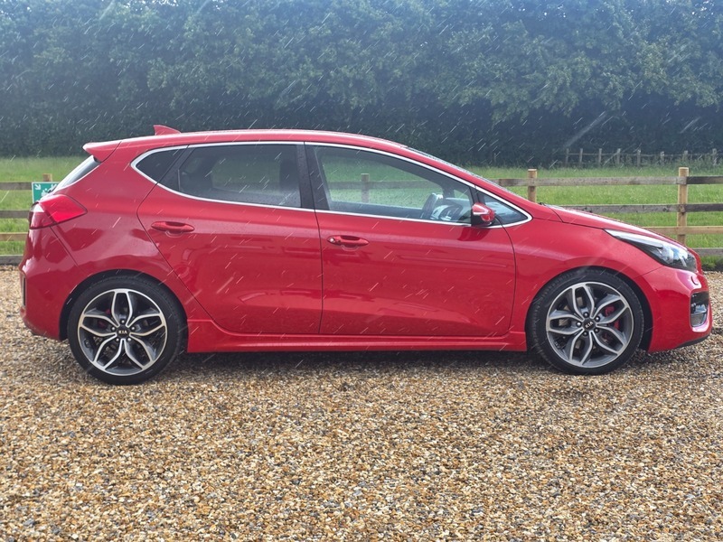 Kia Ceed Gt Red #4