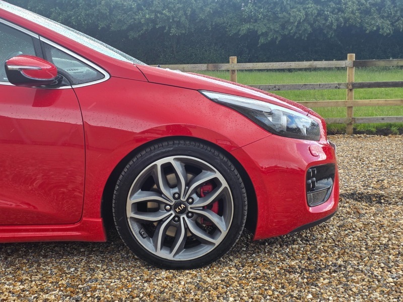 Kia Ceed Gt Red #3