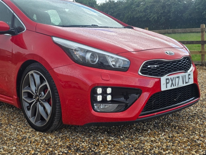Kia Ceed Gt Red #2