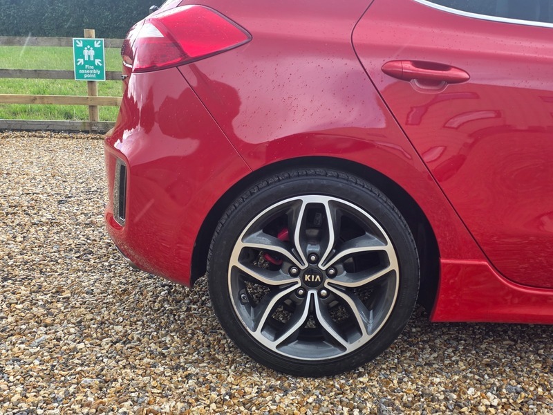 Kia Ceed Gt Red #5