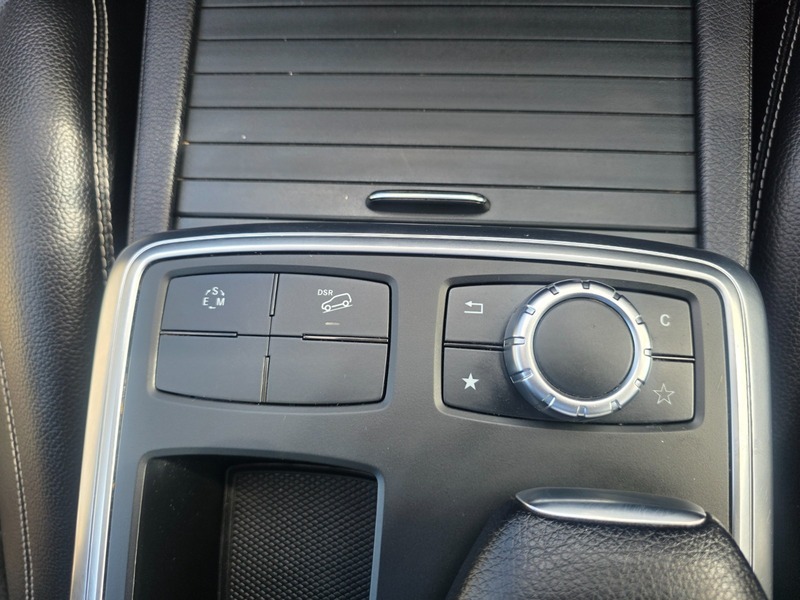 Mercedes-Benz M Class Suv Grey #30