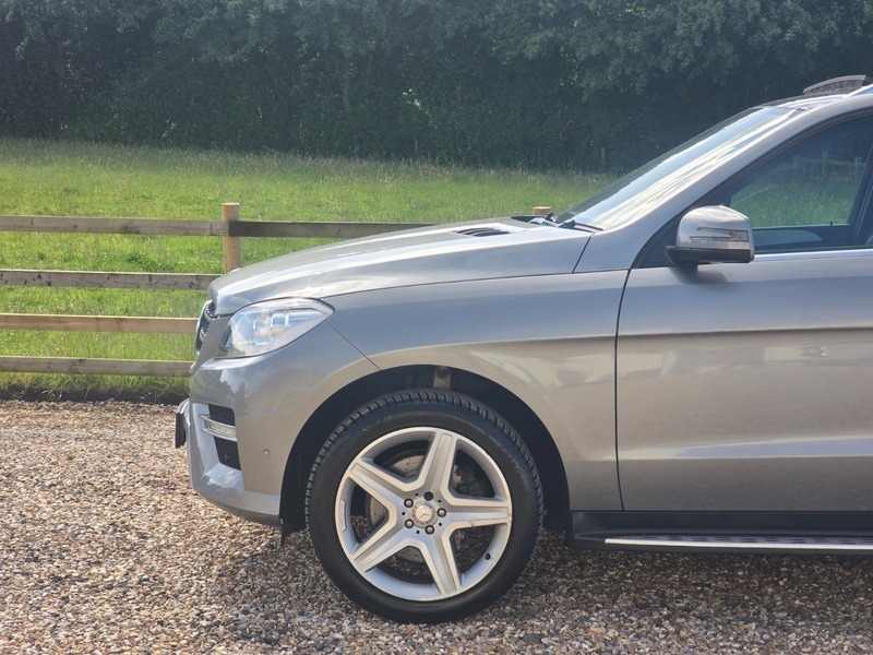 Mercedes-Benz M Class Suv Grey #14