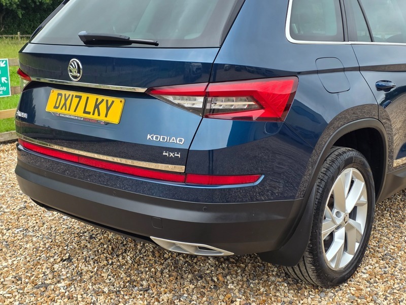 Skoda Kodiaq Se White #7