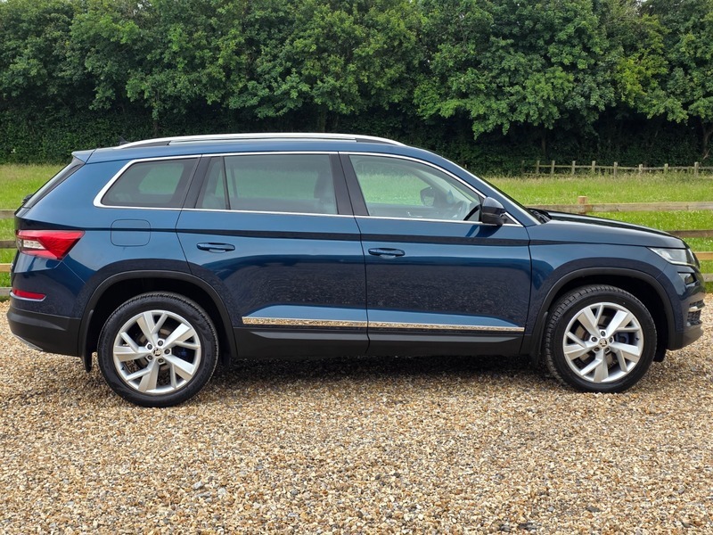 Skoda Kodiaq Se White #4
