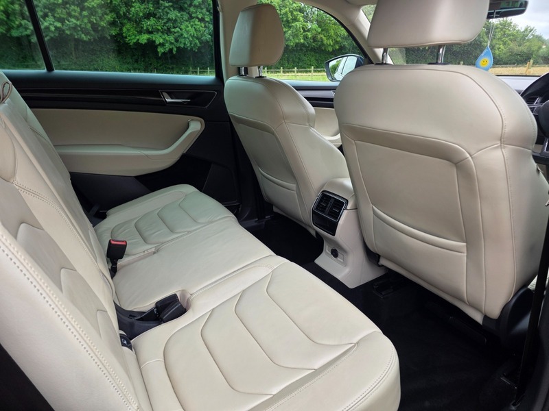 Skoda Kodiaq Se White #26