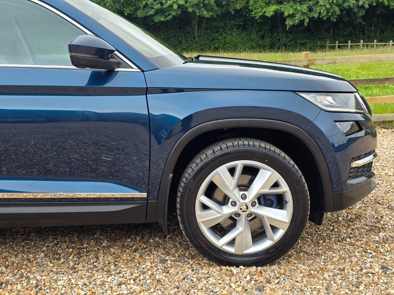 Skoda Kodiaq Se White #3