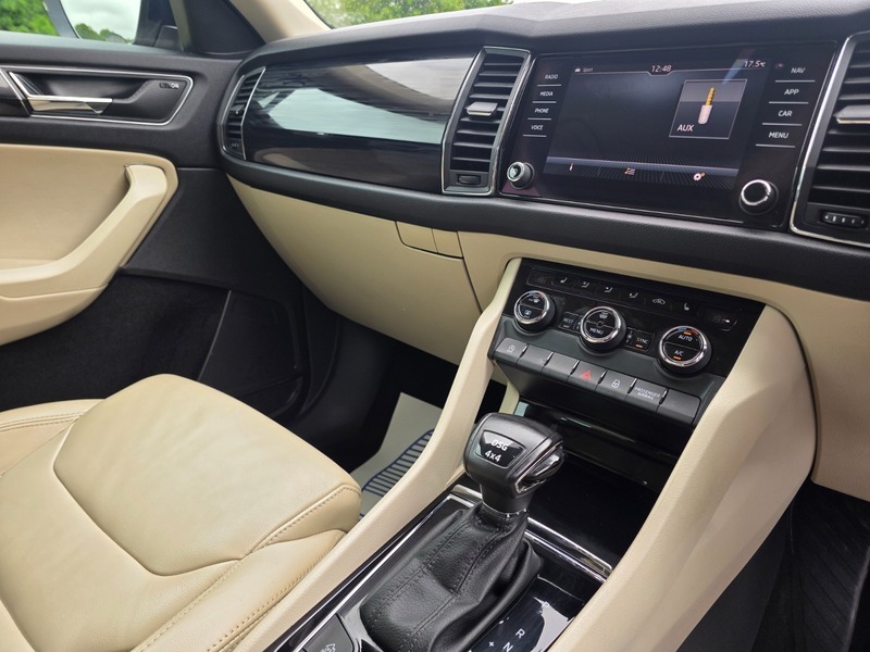 Skoda Kodiaq Se White #23
