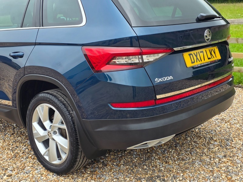 Skoda Kodiaq Se White #9