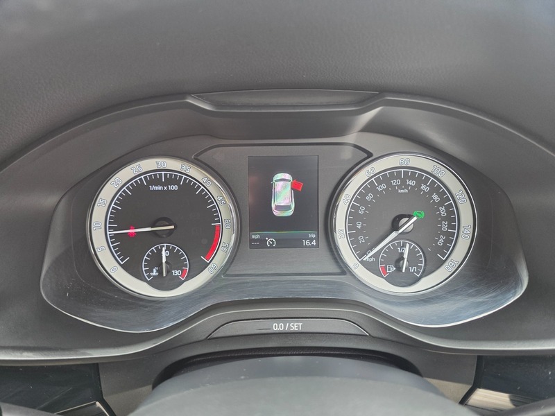 Skoda Kodiaq Se White #21