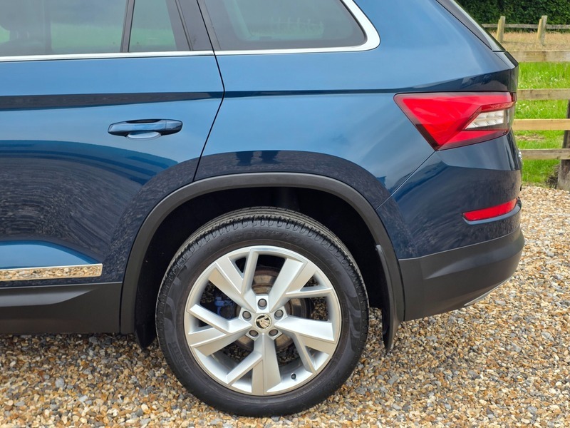 Skoda Kodiaq Se White #10