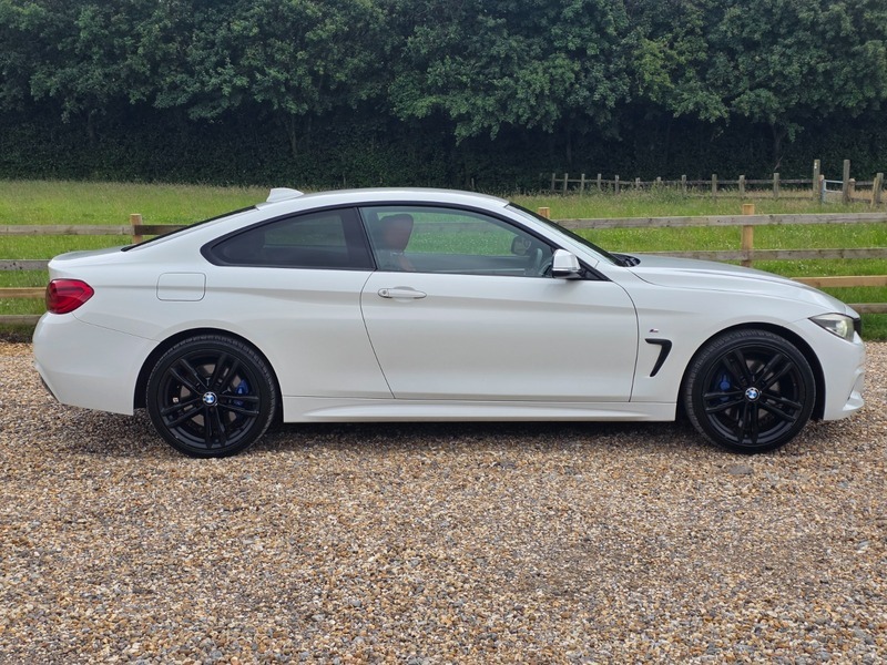 BMW 4 Series 420D Xdrive M Sport YB17FJY White #4