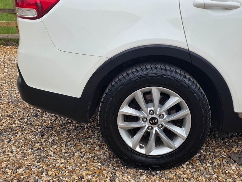 Kia Sorento Crdi Kx-1 Isg White #6