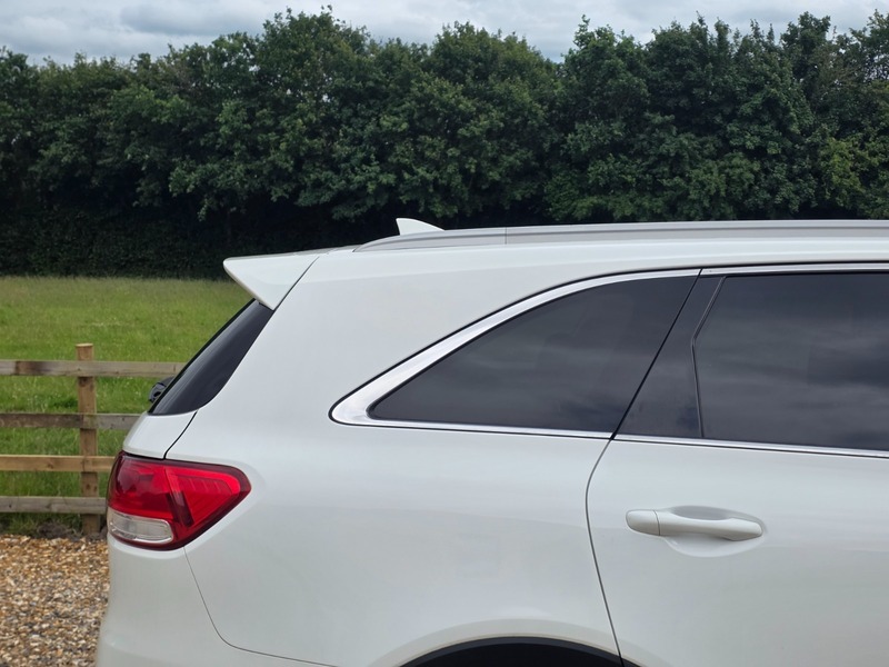 Kia Sorento Crdi Kx-1 Isg White #5