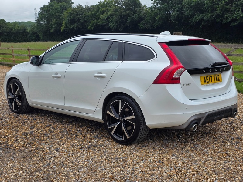 Volvo V60 Estate Black #8