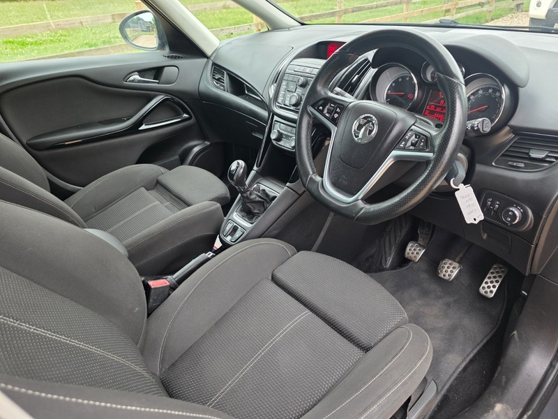 Vauxhall Zafira Sri Grey #3