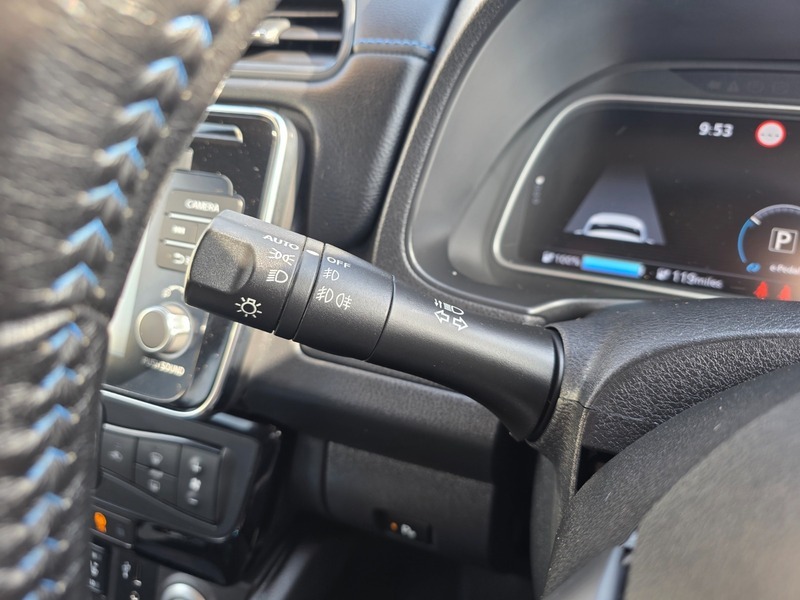 Nissan Leaf Tekna Black #36