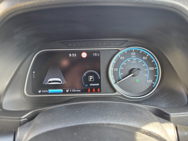 Nissan Leaf Tekna Black #40