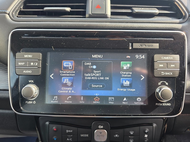Nissan Leaf Tekna Black #31