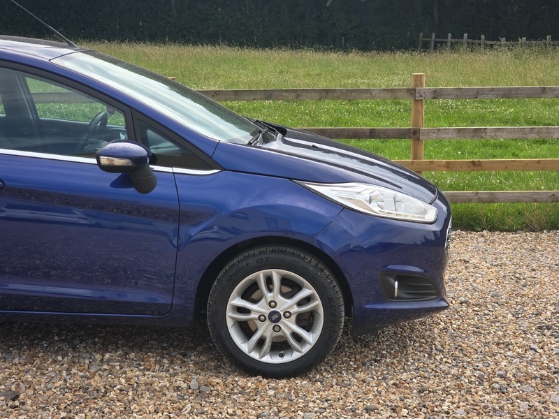 Ford Fiesta Zetec Blue #5