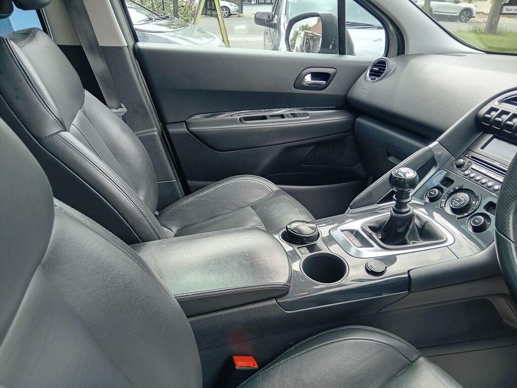 Peugeot 3008 Hatchback Silver #35