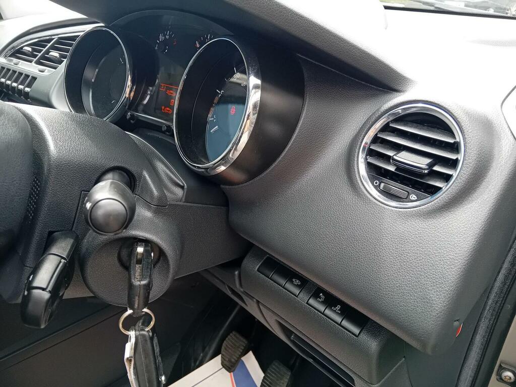 Peugeot 3008 Hatchback Silver #12