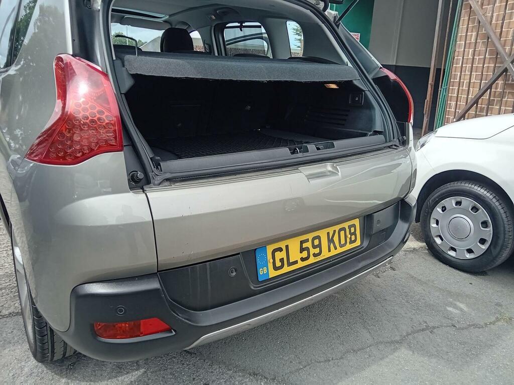 Peugeot 3008 Hatchback Silver #36