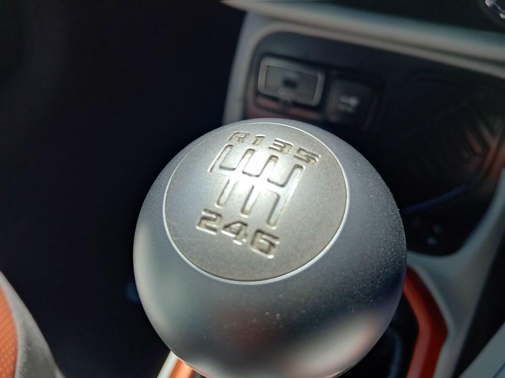Jeep Renegade Longitude Black #10