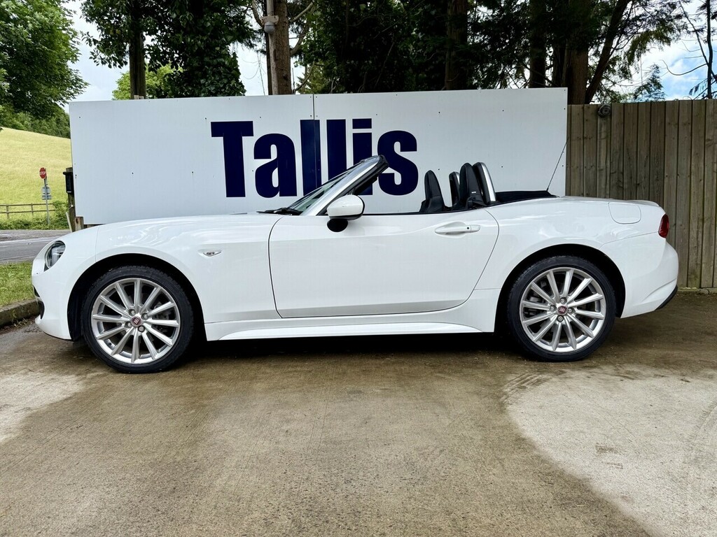 Fiat 124 Spider Multiair Lusso Plus U1975 Ulez White #3