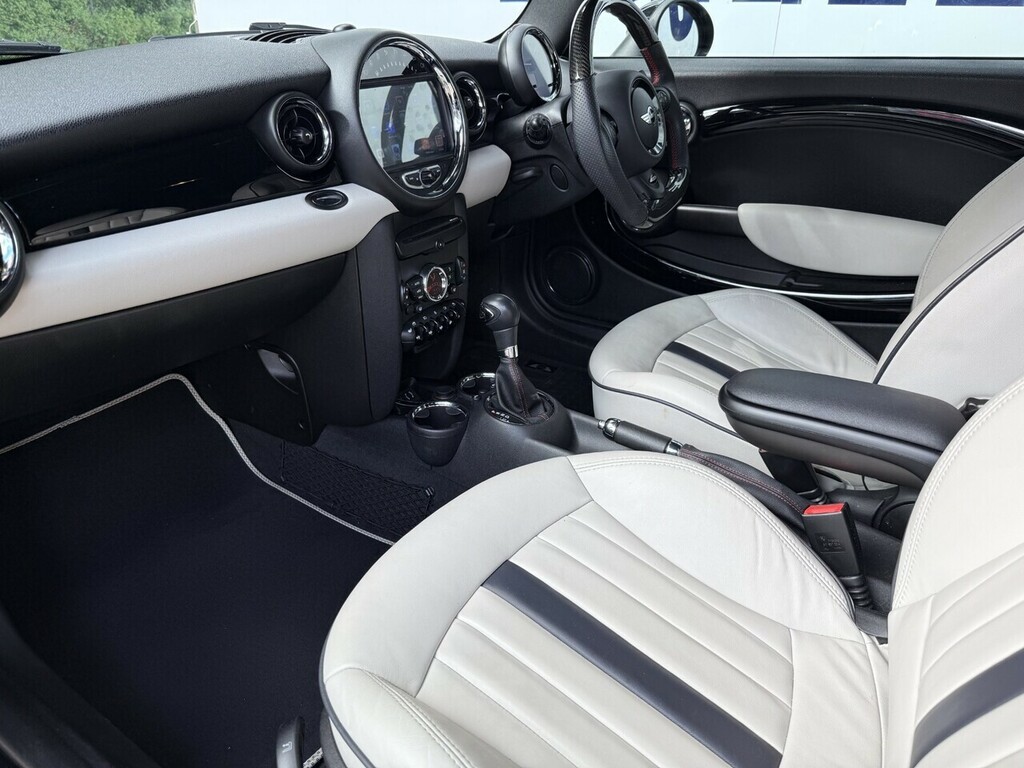 Mini Clubman D White #12