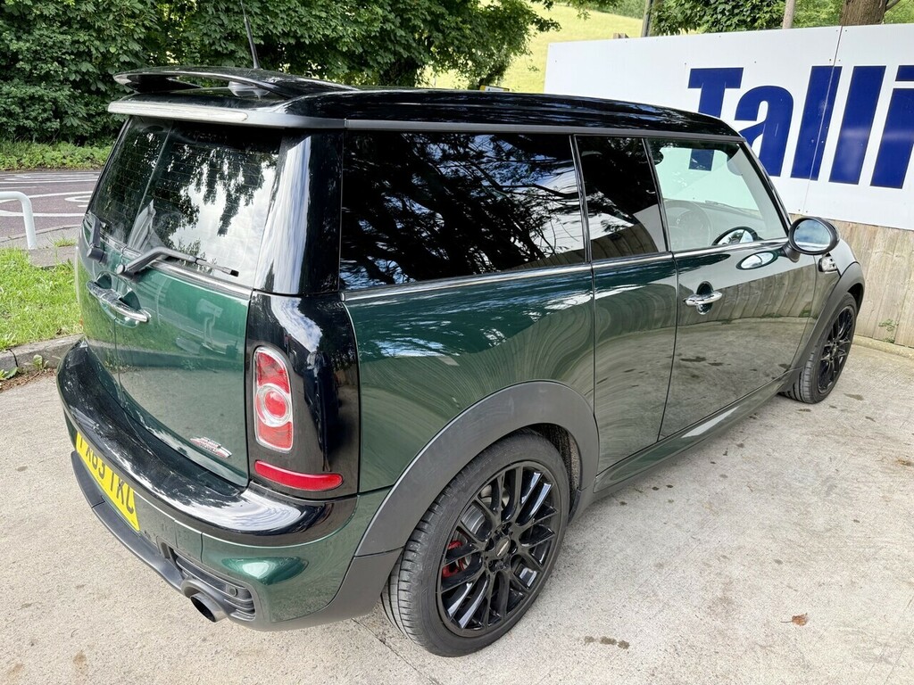 Mini Clubman D White #22